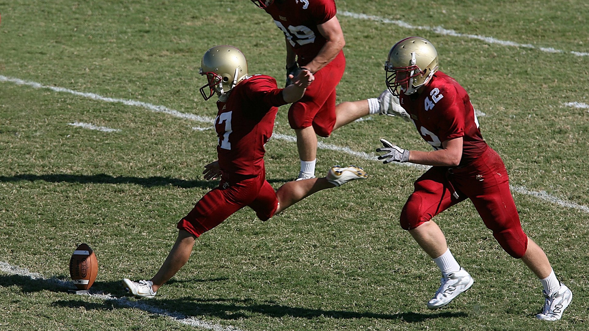 跨越时空的篮球史诗,湖人铁血击溃辽宁,塔图姆西决生死战封神