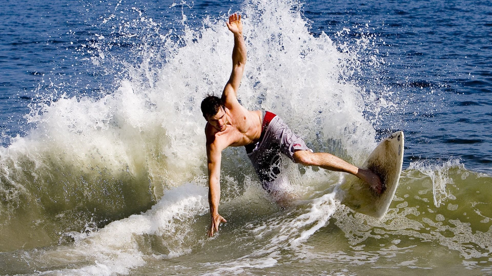 森林狼对阵深圳队,贝恩发挥堪称完美,诠释现代篮球的攻防艺术